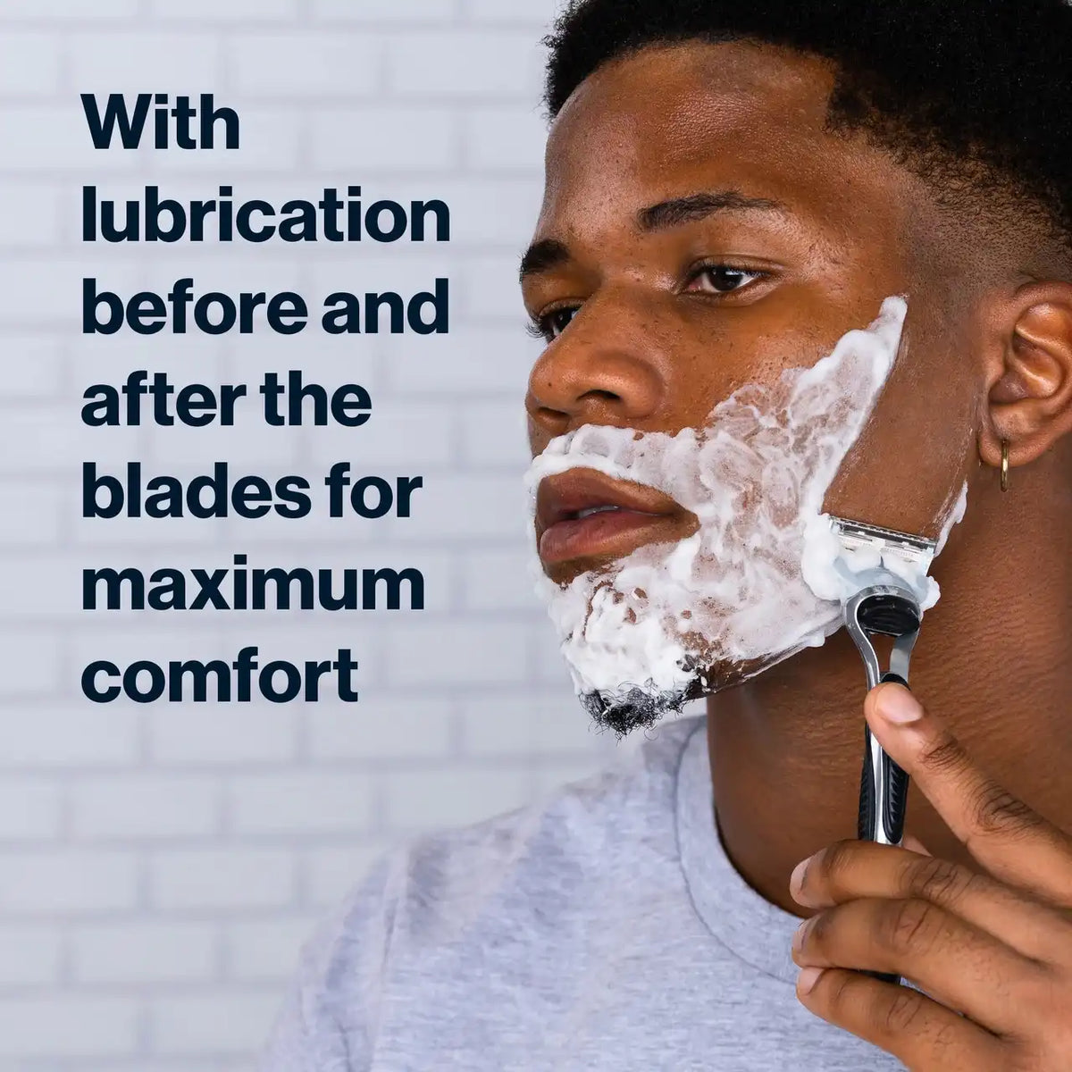 SkinGuard Razor, 1 Handle and 8 Razor Blade Refills
